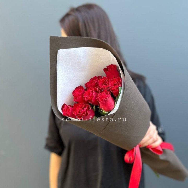 9 красных роз в фоамиране в Кургане