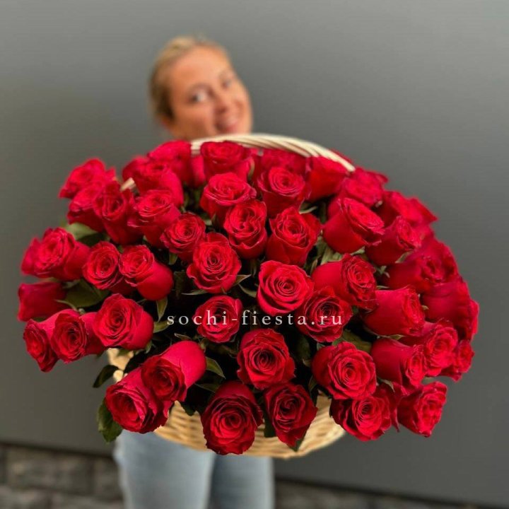 101 красная роза в корзине   в Кургане