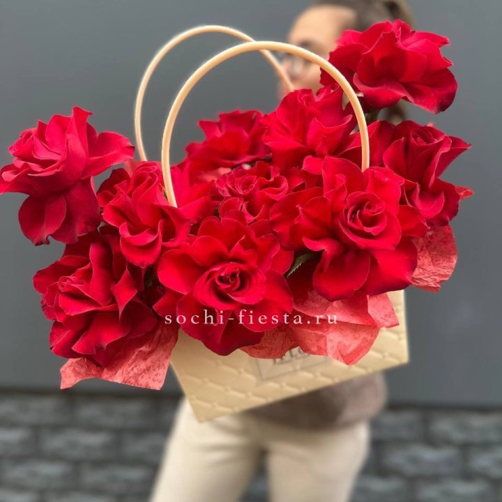 Французские розы в сумочке в Кургане