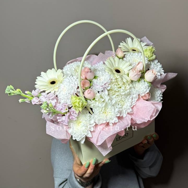 Сумочка "Белый рассвет" в Кургане