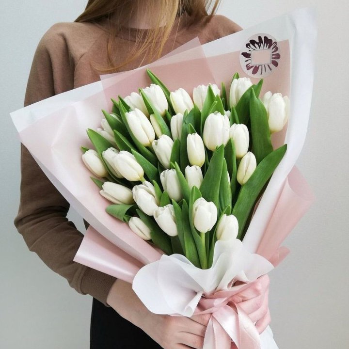 Букет белых тюльпанов "Моника" в Кургане