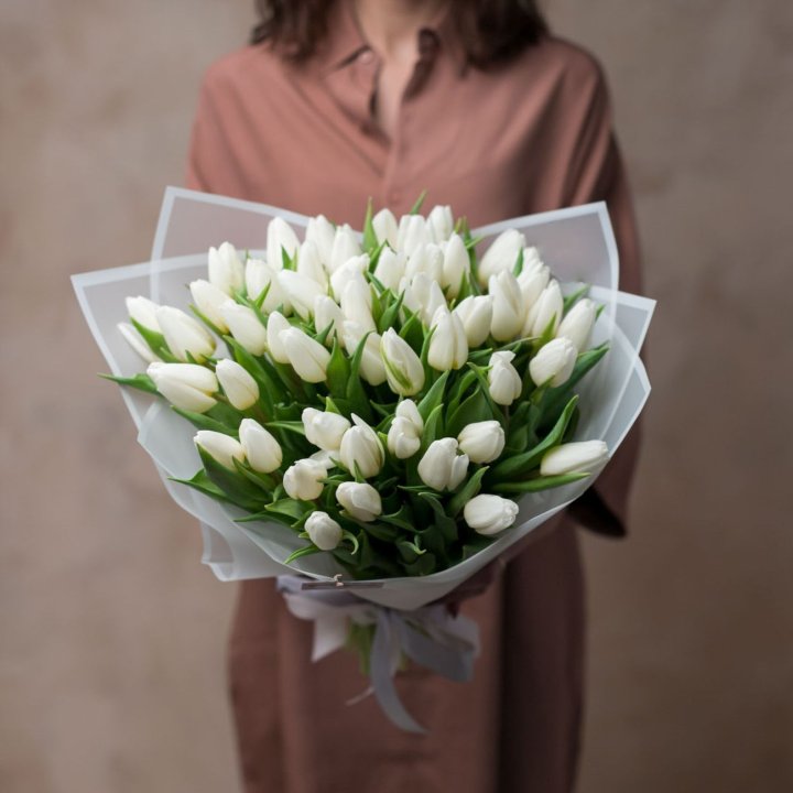 51 белый тюльпан в Кургане