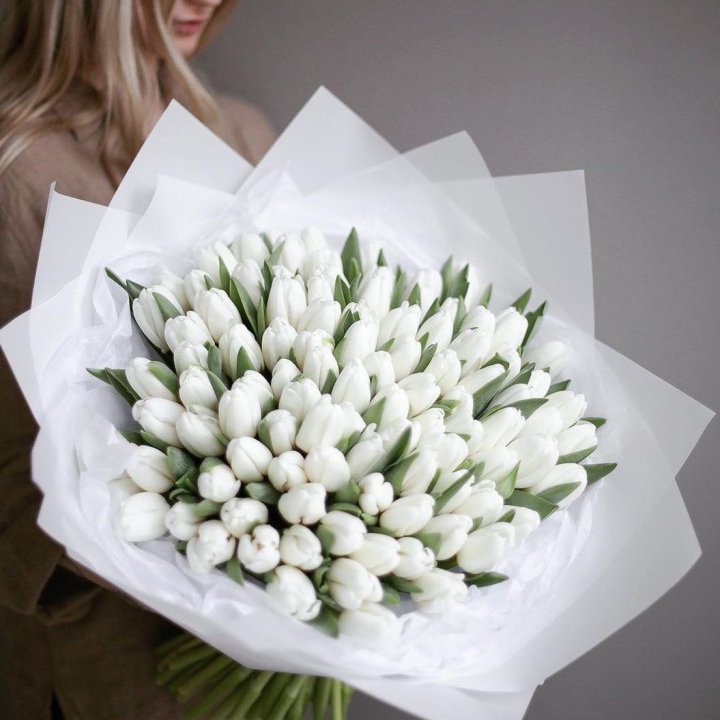 101 белый тюльпан в Кургане